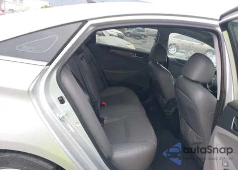 2012 Hyundai Sonata Hybrid z USA, uszkodzony, nr VIN KMHEC4A49CA042375